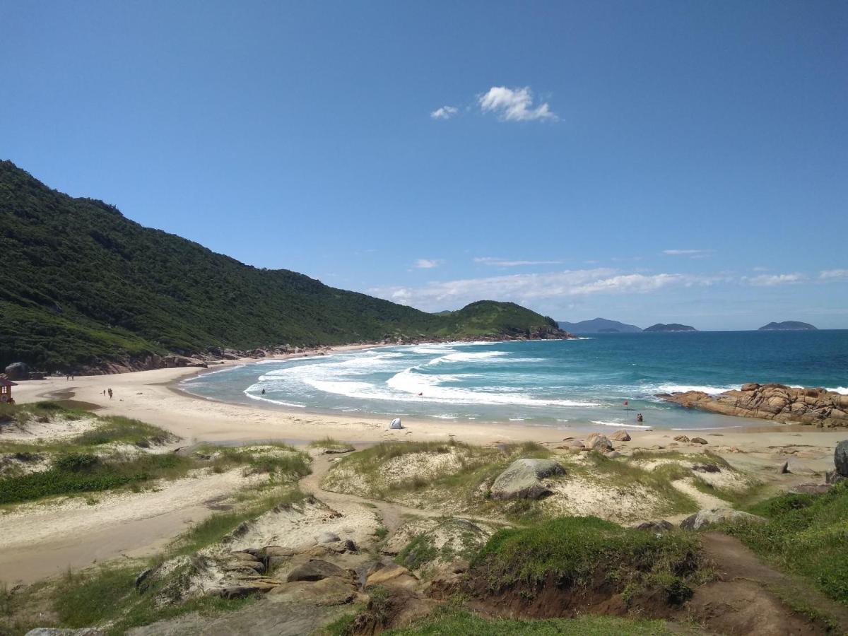 Genesis Beach Hostel! Quartos Compartilhados E Privativos Na Pinheira Palhoça Esterno foto